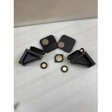 Комплект магнітних кріплень для люків прихованого монтажу з натискним механізмом