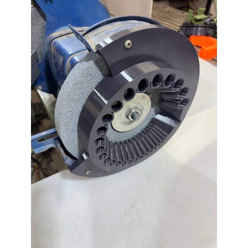 Насадка від 2 до 15 мм для заточування свердел на точильному верстаті